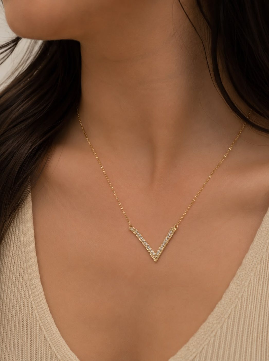 Collier Chevron V